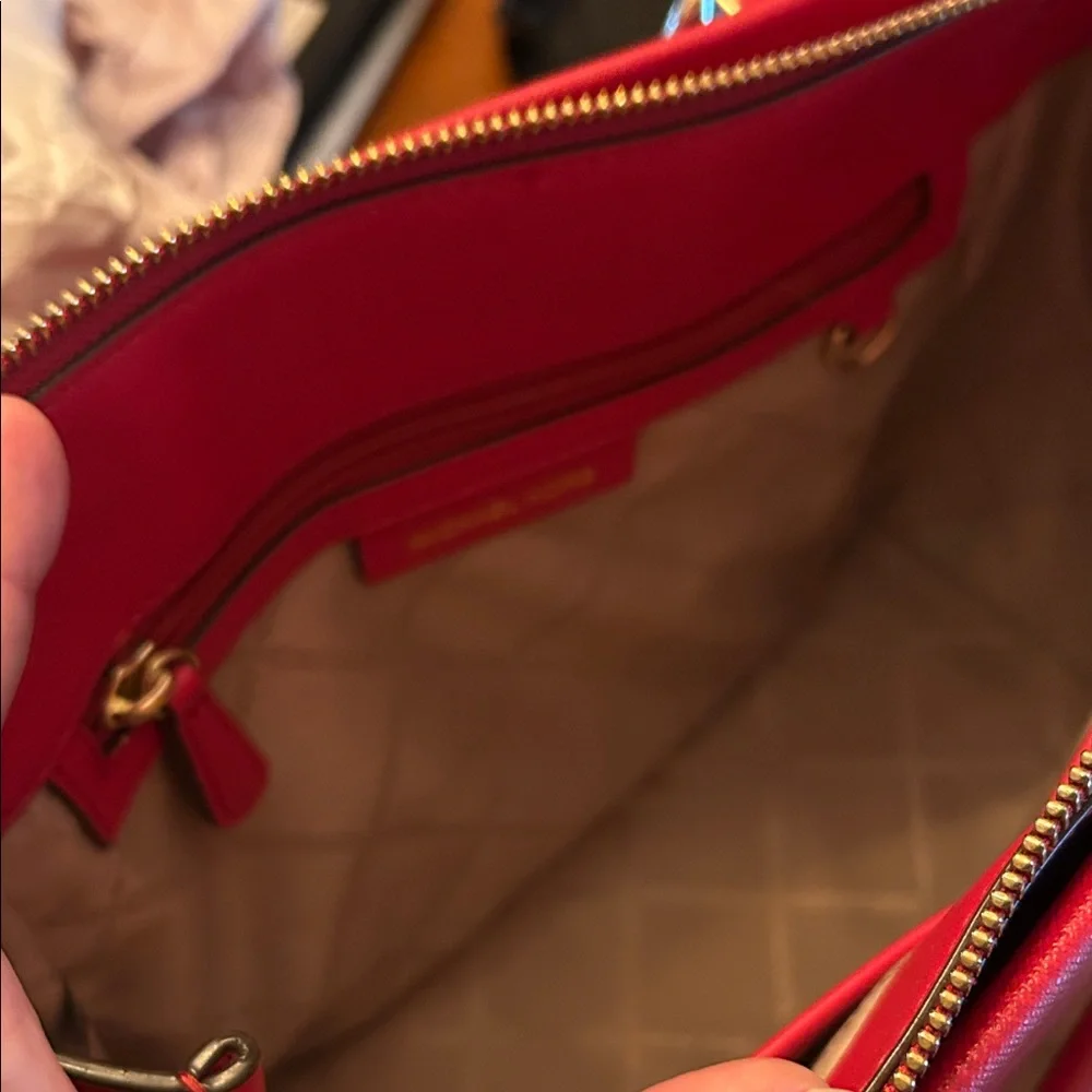 Michael Kors MARILYN  Red Saffiano leather Satchel - Picture 6 of 10